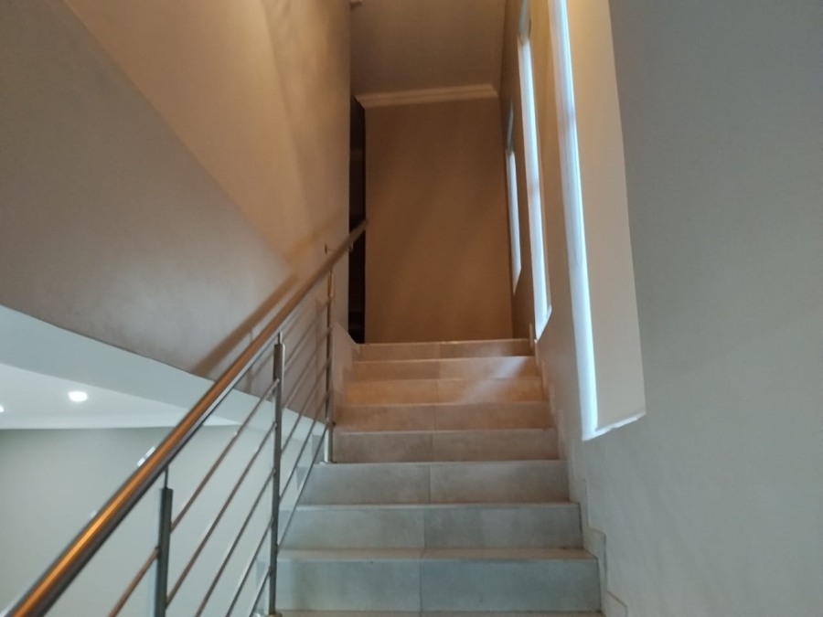 To Let 3 Bedroom Property for Rent in Cashan North West